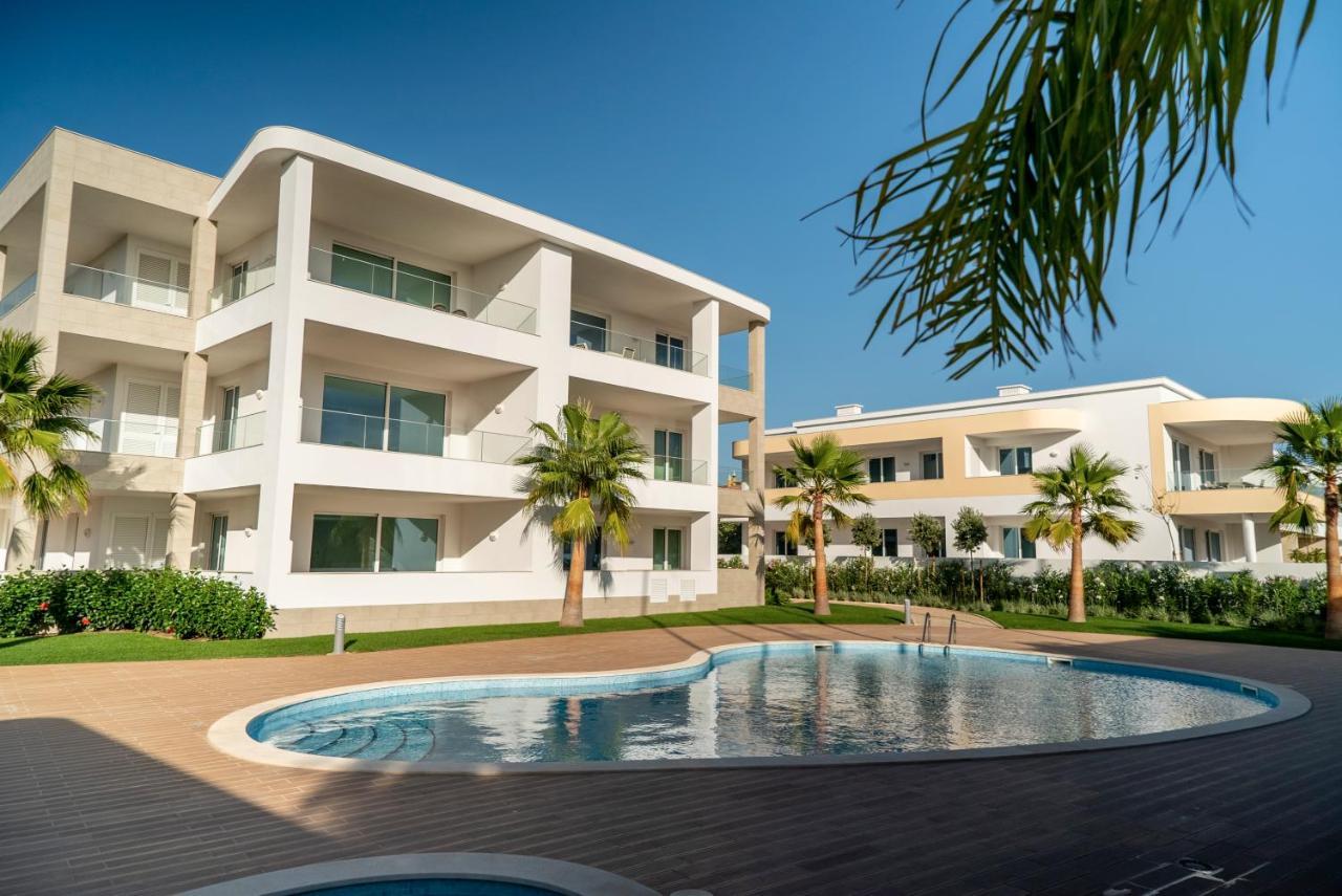 Sunset Condominium Lagos Exterior photo